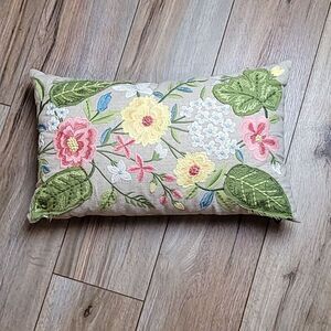Pier 1 Embroided Mulit Floral Lumber Pillow 19 x  12